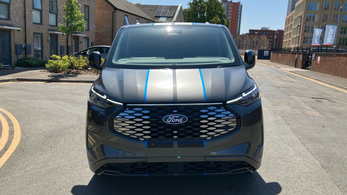 Ford Transit Custom 320 L1 Petrol Fwd 2.5 PHEV 232ps H1 Double Cab Van Sport Auto - Image 22